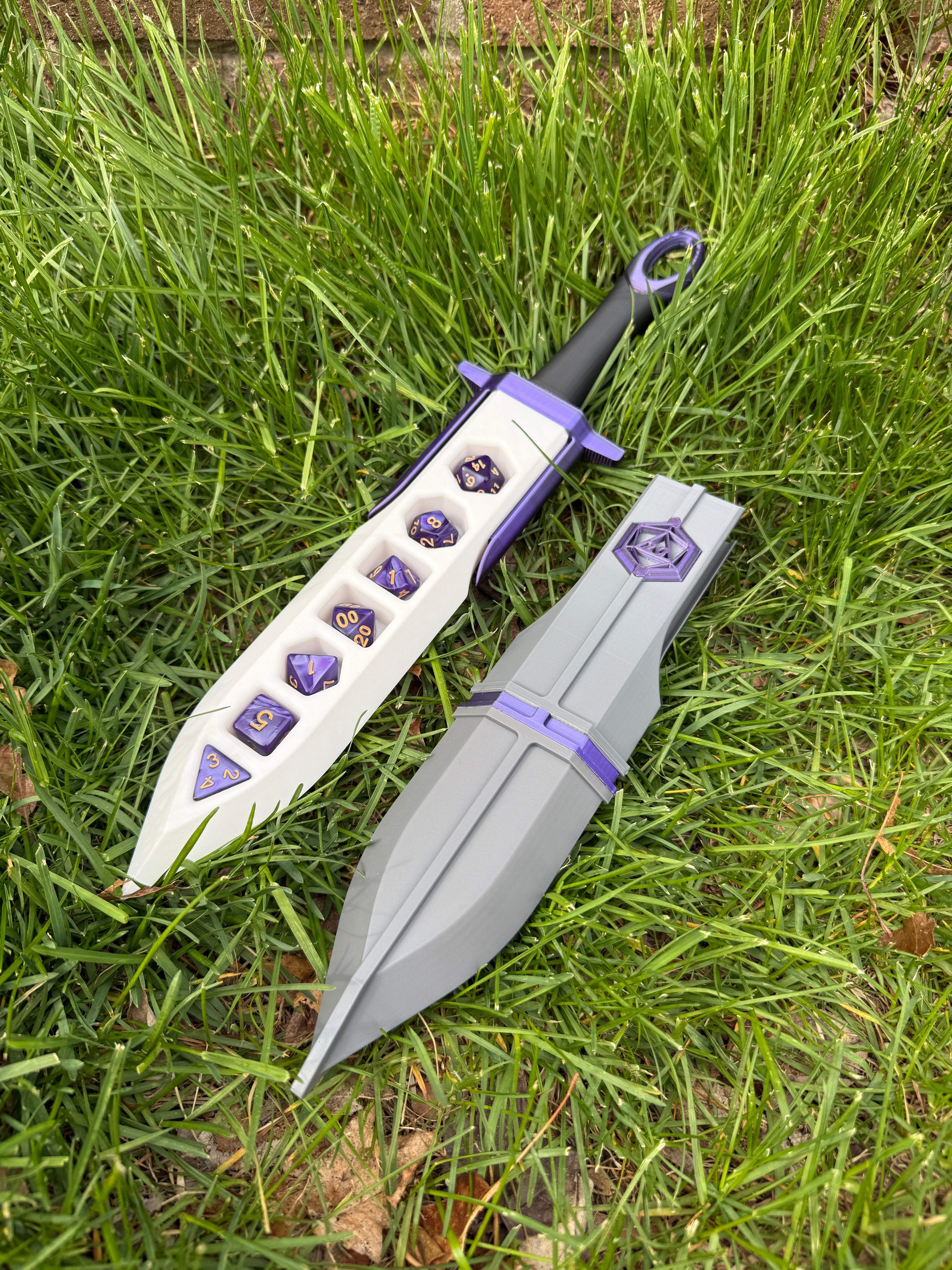 Royal Twilight Dice Holder (Purple)